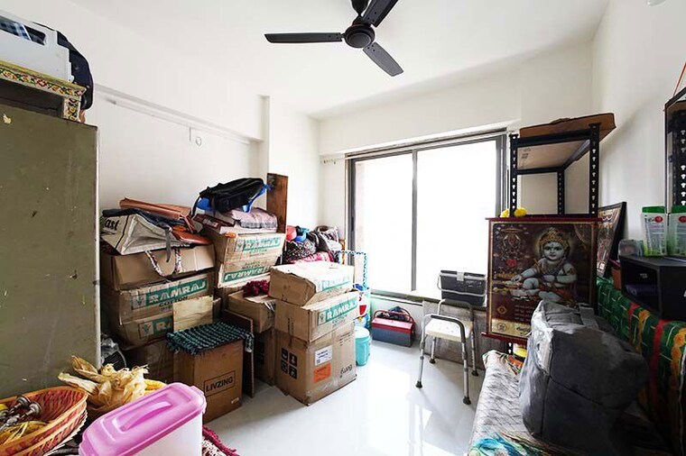 Living Room, vaishnodevi circle 3 Bedroom 142 Sq.Yd. Apartment In Vaishnodevi Circle Ahmedabad 10697430