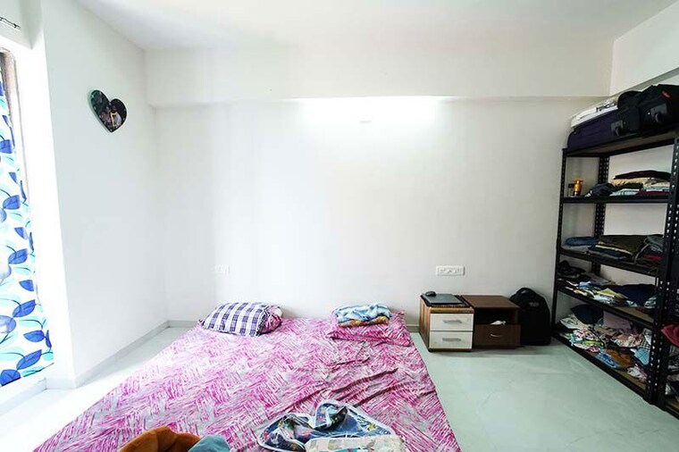 Bedroom, vaishnodevi circle 3 Bedroom 142 Sq.Yd. Apartment In Vaishnodevi Circle Ahmedabad 10697430