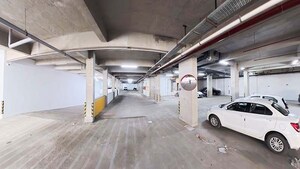 Gym in 3 BHK Apartment at Vaishnodevi Circle – for Sale