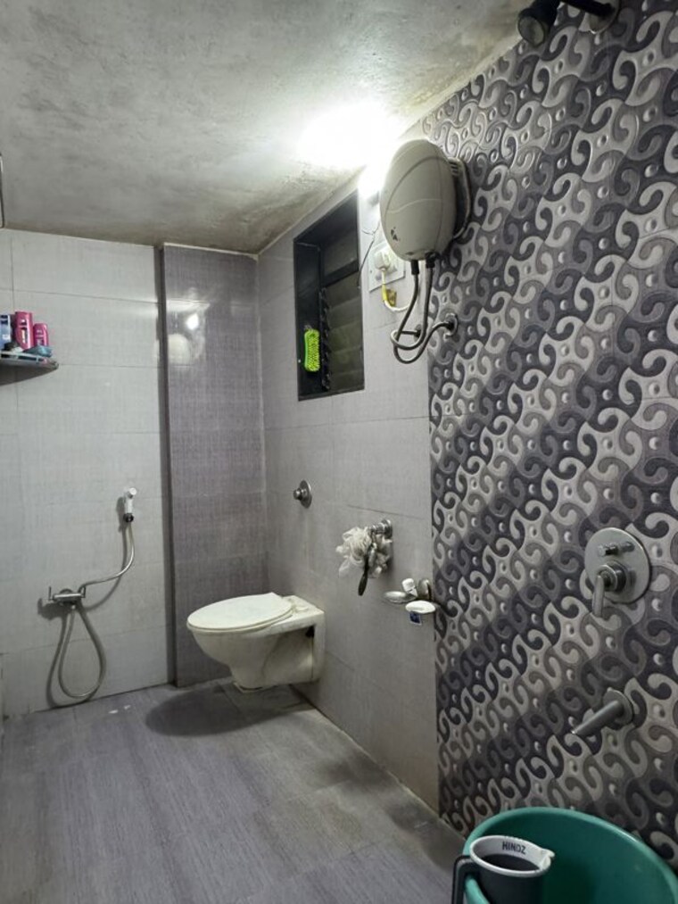 Bathroom, dombivli east 2 Bedroom 980 Sq.Ft. Apartment In Dombivli East Thane 10697449