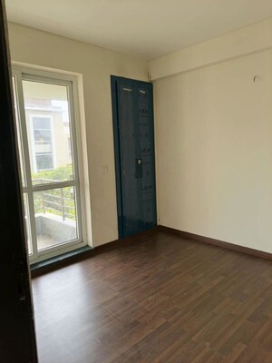 Room in 2 BHK Apartment at SLF Anushree, Sector 75 – for Rent