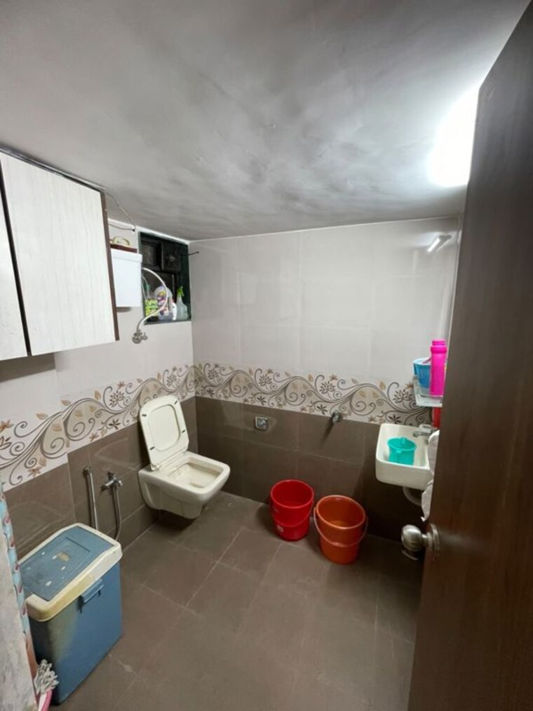 Team Area, yash-apartment-koparkhairane Commercial Shop 325 Sq.Ft. In Kopar Khairane Navi Mumbai 10697519