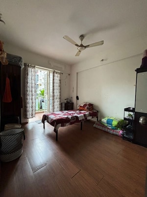 Bedroom in 3 BHK Apartment at Dahanukar Colony – for Rent