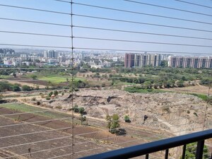 Plot Area in 2 BHK Apartment at Shapoorji Pallonji Sensorium, Hinjewadi – for Rent