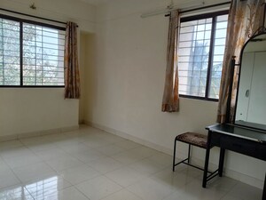 Room in 2 BHK Apartment at Kothrud – for Rent