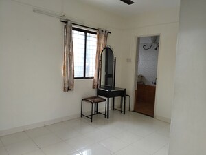 Room in 2 BHK Apartment at Kothrud – for Rent