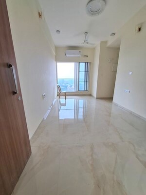 Room in 2 BHK Apartment at Worli – for Rent