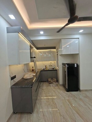 Team Area in 3 BHK Builder Floor at Chattarpur – for Sale