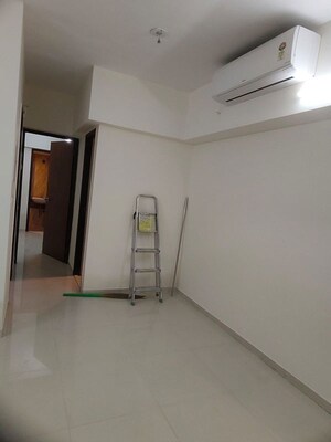 Room in 1 BHK Apartment at Lodha Crown Quality Homes, Majiwada – for Rent
