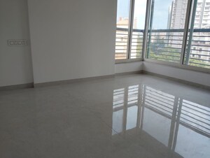 Room in 2 BHK Apartment at Pratham 5TH Element, Andheri West – for Rent