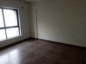 Room in 3 BHK Apartment at Konark Krish, Mundhwa – for Rent