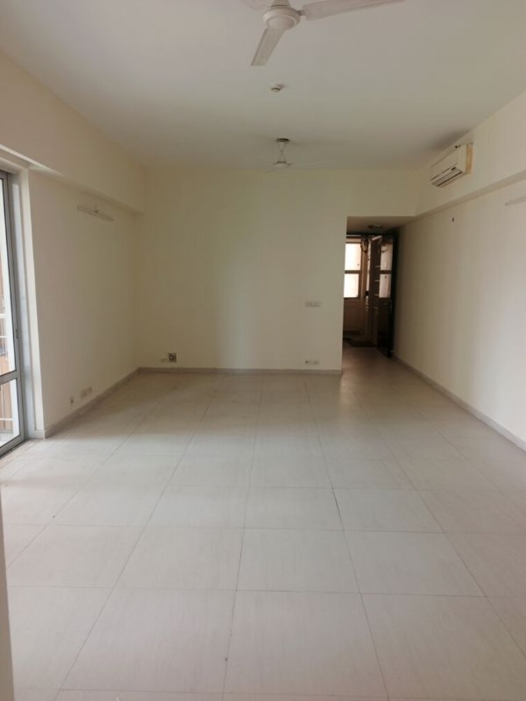 Room, ireo-uptown 3.5 Bedroom 1889 Sq.Ft. Apartment In Sector 66 Gurgaon 10697663