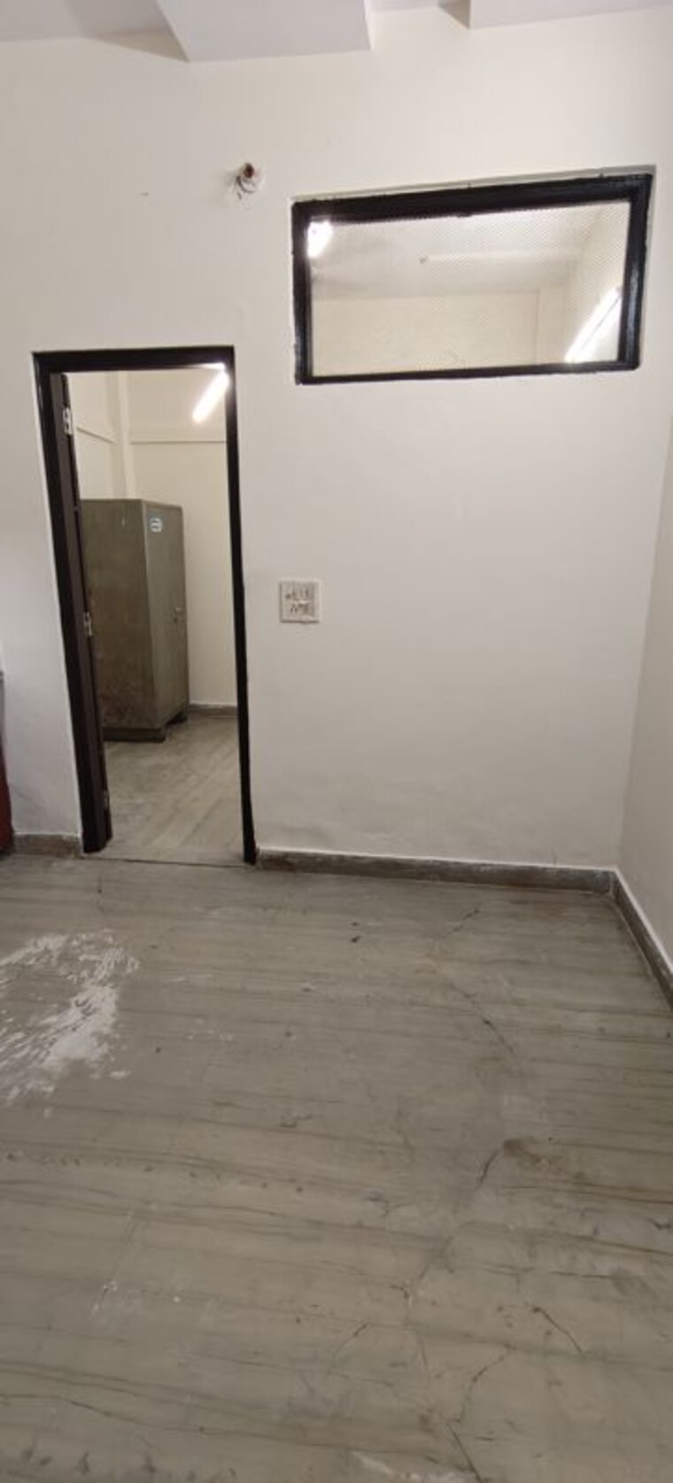 Room, rohini sector 8 1 Bedroom 300 Sq.Ft. Builder Floor In Rohini Sector 8 Delhi 10697684