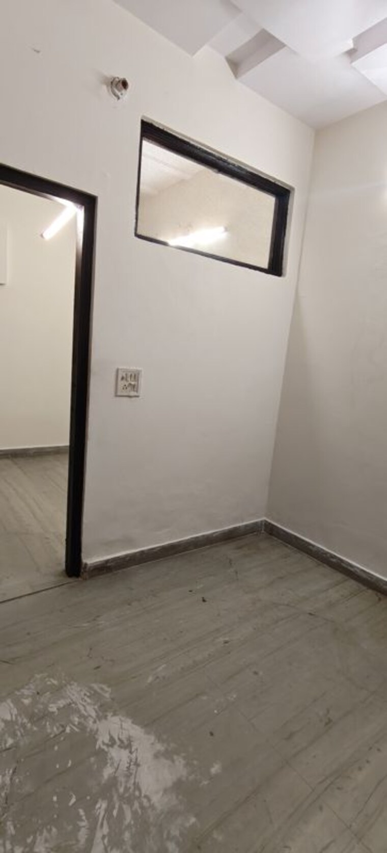 Room, rohini sector 8 1 Bedroom 300 Sq.Ft. Builder Floor In Rohini Sector 8 Delhi 10697684