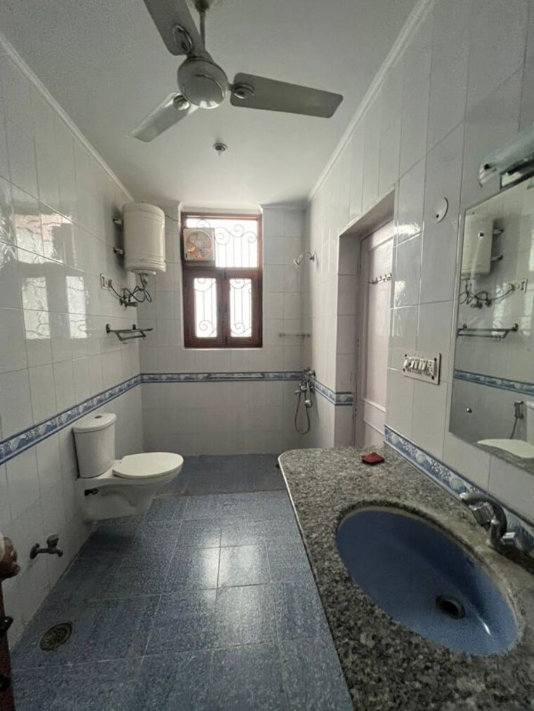 Kitchen, vasant kunj 5 Bedroom 3000 Sq.Ft. Villa In Vasant Kunj Delhi 10697702