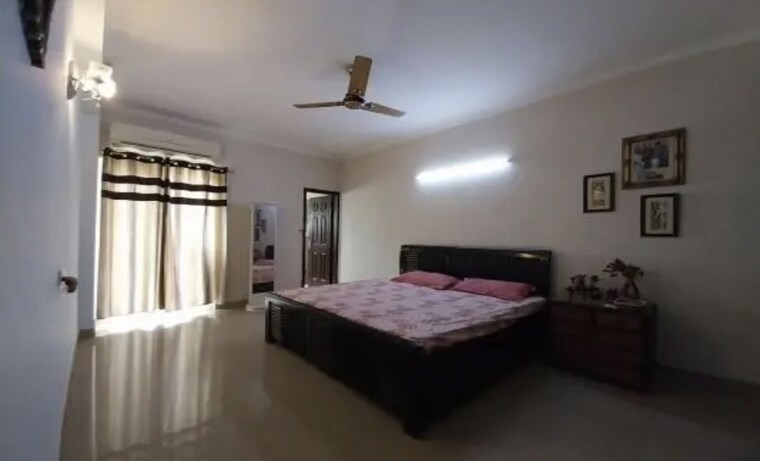 Bedroom, paramount-floraville 3 Bedroom 1685 Sq.Ft. Apartment In Sector 137 Noida 10697735