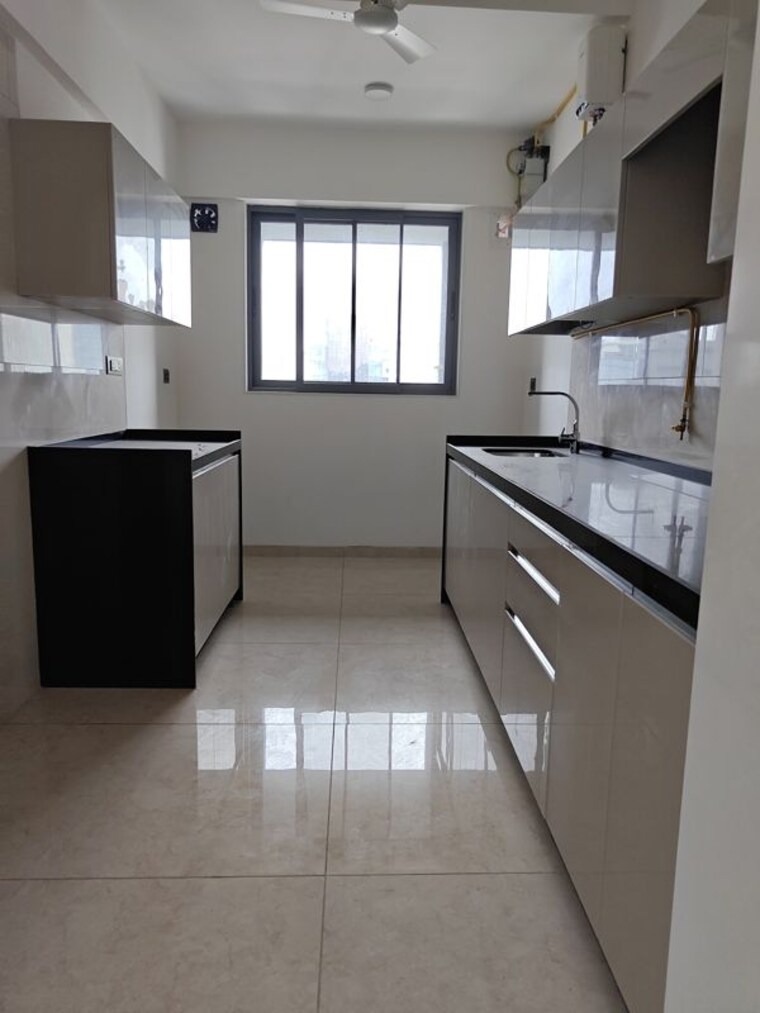 Kitchen, s-raheja-silver-rock 3 Bedroom 1293 Sq.Ft. Apartment In Bandra West Mumbai 10697715