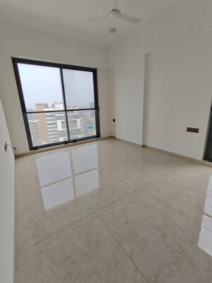 Room in 3 BHK Apartment at S Raheja Silver Rock, Bandra West – for Sale