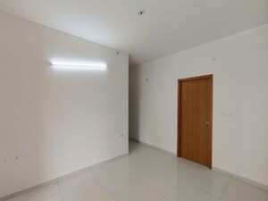 Room in 2 BHK Apartment at Sobha Dream Gardens, Thanisandra Main Road – for Rent
