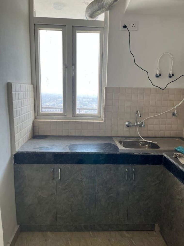 Kitchen, shiv-sai-ozone-park 3.5 Bedroom 1709 Sq.Ft. Apartment In Sector 86 Faridabad 10697758