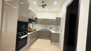 Team Area in 4 BHK Builder Floor at Vikas Puri – for Sale
