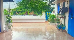 Swimming Pool in 1 RK Apartment at Vasant Kunj – for Rent