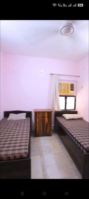 2 BHK Builder Floor For Rent in Kalkaji