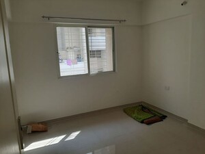 Room in 1 BHK Apartment at Sancheti Belcastel, Mundhwa – for Rent