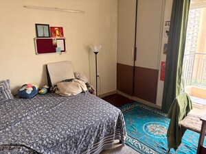 Bedroom in 3 BHK Apartment at Sector 76 – for Rent