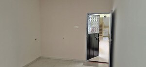 Room in 2 BHK Apartment at Gokul Nagar – for Rent