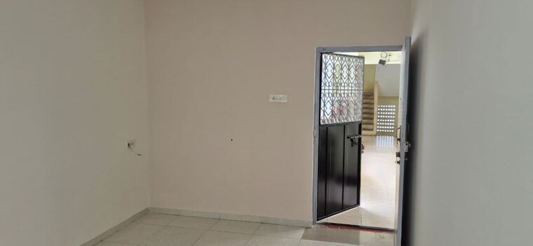 Room, gokul nagar 2 Bedroom 1000 Sq.Ft. Apartment In Gokul Nagar Pune 10697801