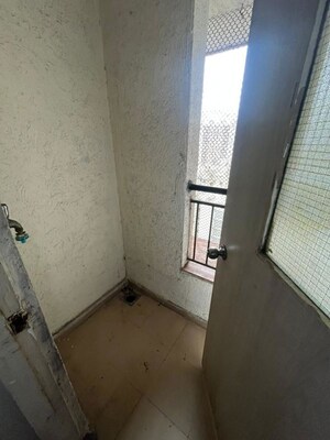 Bathroom in 2 BHK Apartment at Lodha Casa Bella Gold, Dombivli East – for Rent