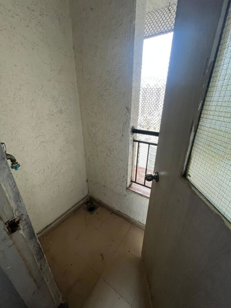 Bathroom, lodha-casa-bella-gold 2 Bedroom 864 Sq.Ft. Apartment In Dombivli East Thane 10697805