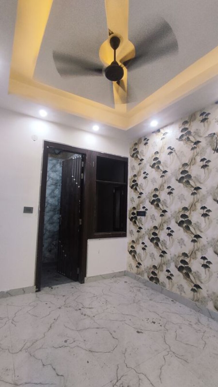Master Bedroom, sector 73 3 Bedroom 1300 Sq.Ft. Builder Floor In Sector 73 Noida 10697772