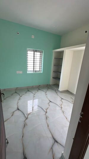 Room in 2 BHK Villa at Kelamangalam rd – for Sale