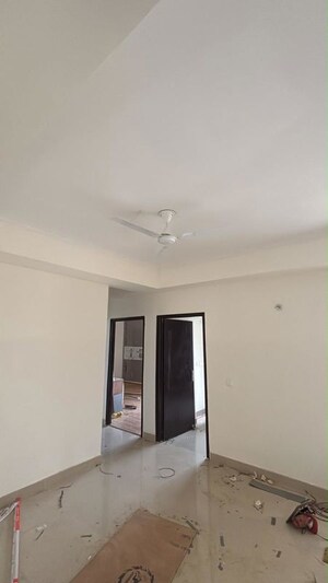 Room in 3 BHK Apartment at Sector 76 – for Rent