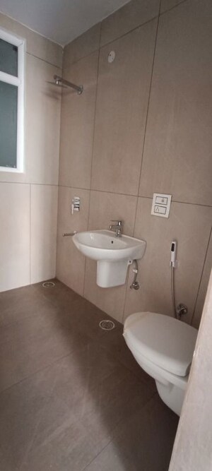 Bathroom in 3 BHK Apartment at GHB Splande, Patiala Road – for Rent