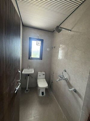 Bathroom in 1 BHK Builder Floor at Palm Residency Chhatarpur, Chattarpur – for Rent