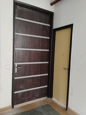 Furnished Amenities in 3.5 BHK Apartment at Tulsiani Golf View, Gomti Nagar – for Sale