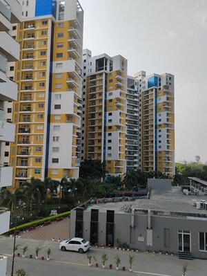 3.5 BHK Apartment For Sale in Tulsiani Golf View, Gomti Nagar