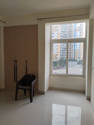 Furnished Amenities in 3.5 BHK Apartment at Tulsiani Golf View, Gomti Nagar – for Sale