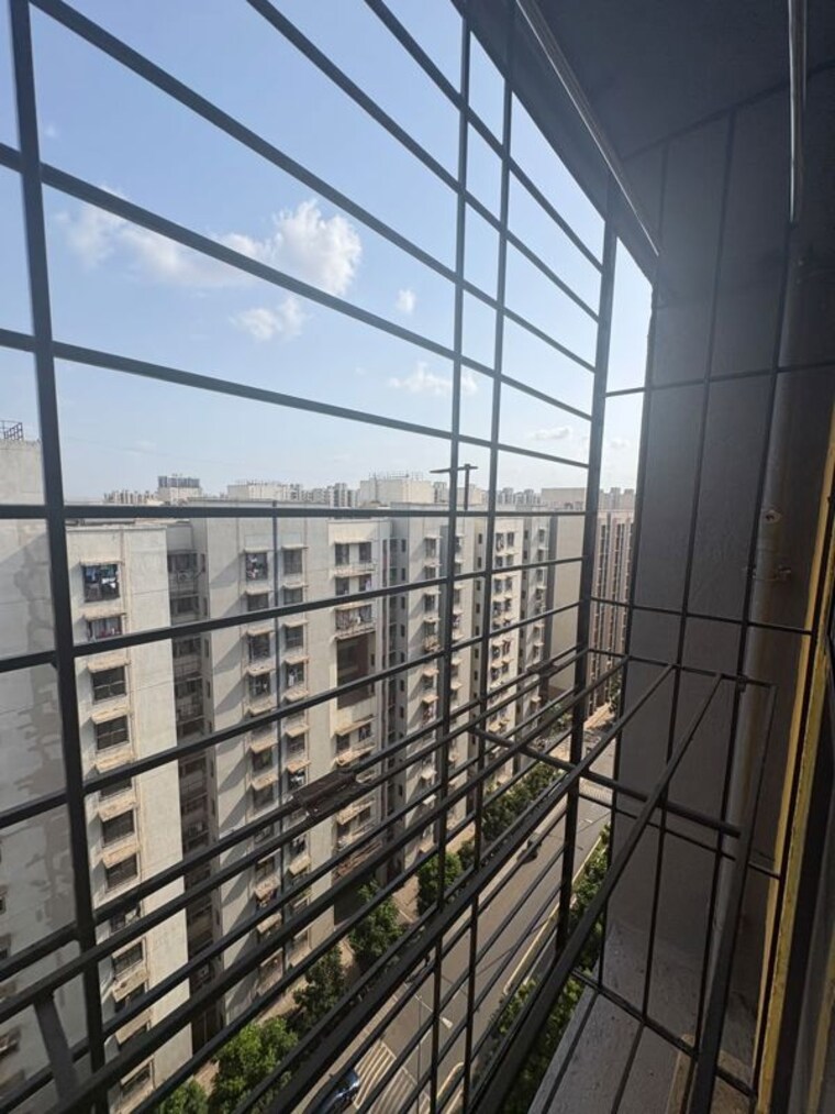 Balcony, lodha-golden-dream 1 Bedroom 500 Sq.Ft. Apartment In Dombivli East Thane 10697835
