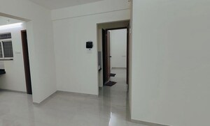 Room in 2 BHK Apartment at Shriram Vivaan Park, Lohgaon – for Rent
