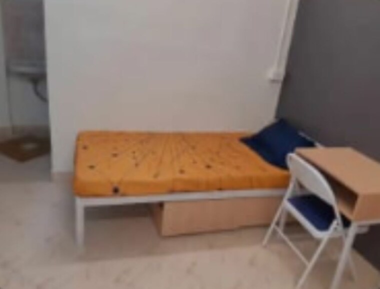 Room, kothrud Pg For Boys & Girls In Kothrud 10697822