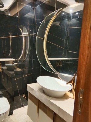 Staircase in 4 BHK Builder Floor at Unitech Nirvana Country Cedar Crest, Sector 50 – for Rent