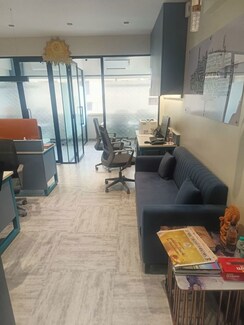 Office Space For Rent in Nariman Point