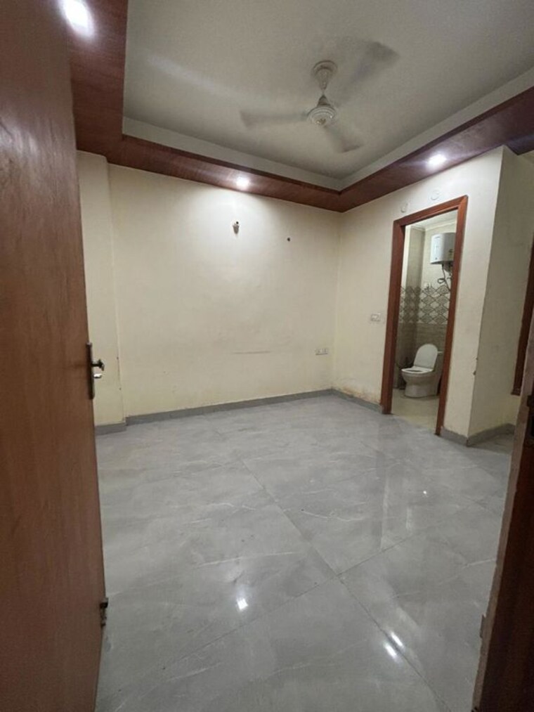 Room, saket 1 Bedroom 450 Sq.Ft. Apartment In Saket Delhi 10697914