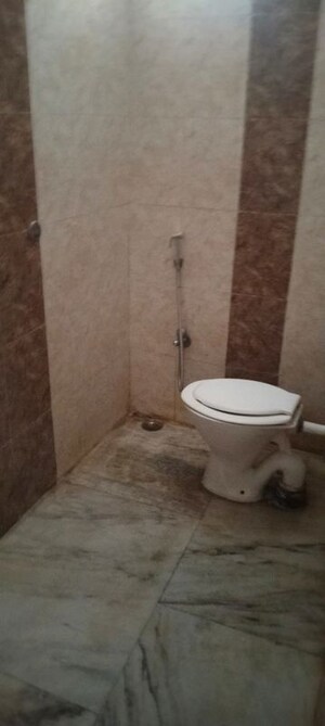 Bathroom in 3 BHK Apartment at Doranda – for Rent