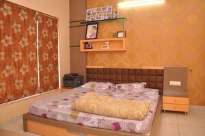 Bedroom in 4 BHK Villa at Paldi – for Sale