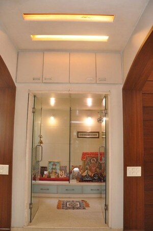 Furnished Amenities in 4 BHK Villa at Paldi – for Sale